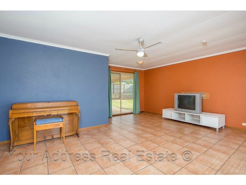 10 Forestgum Grove, Regents Park QLD 4118