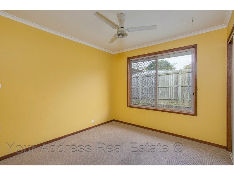 10 Forestgum Grove, Regents Park QLD 4118