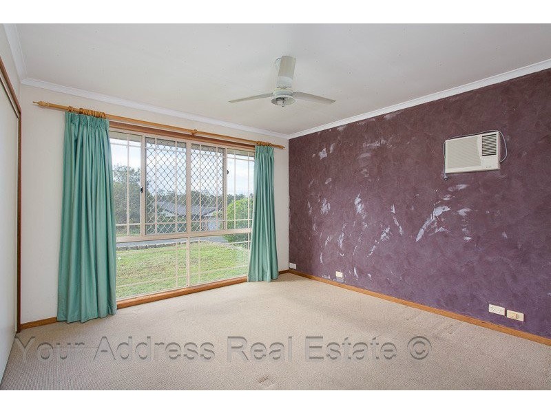 10 Forestgum Grove, Regents Park QLD 4118