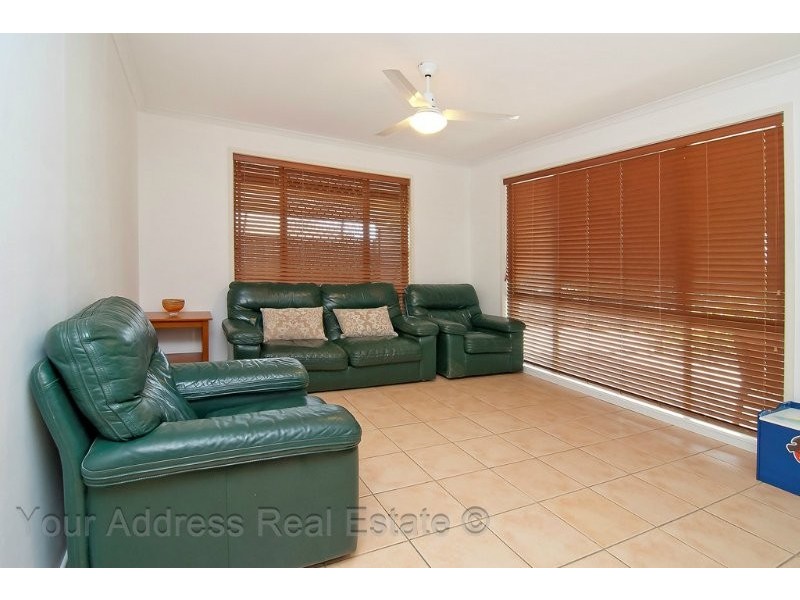 28 Sundowner Street, Regents Park QLD 4118