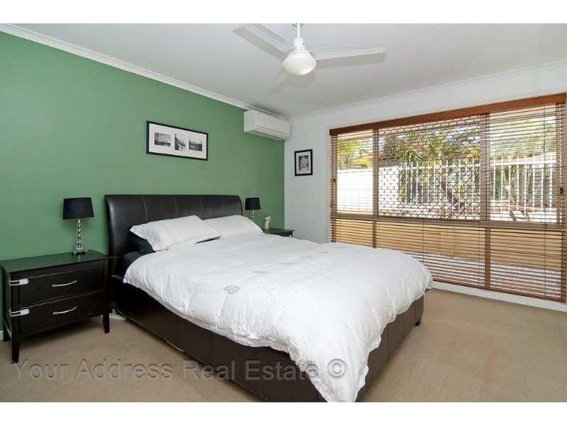 28 Sundowner Street, Regents Park QLD 4118