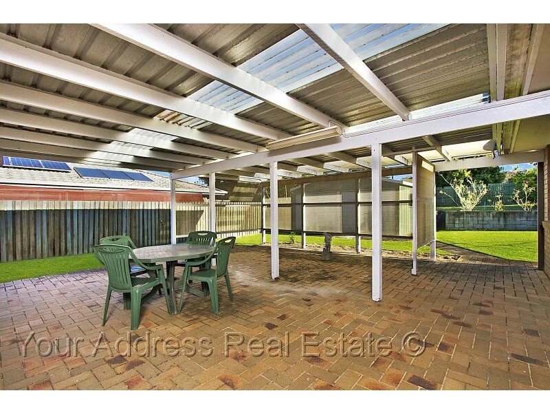 93 Parklands Drive, Boronia Heights QLD 4124