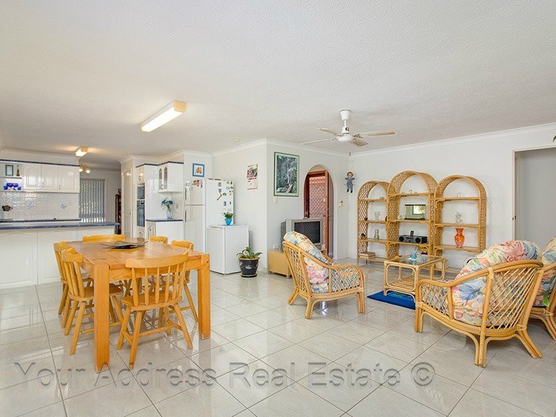 13 Topham Court, Hillcrest QLD 4118