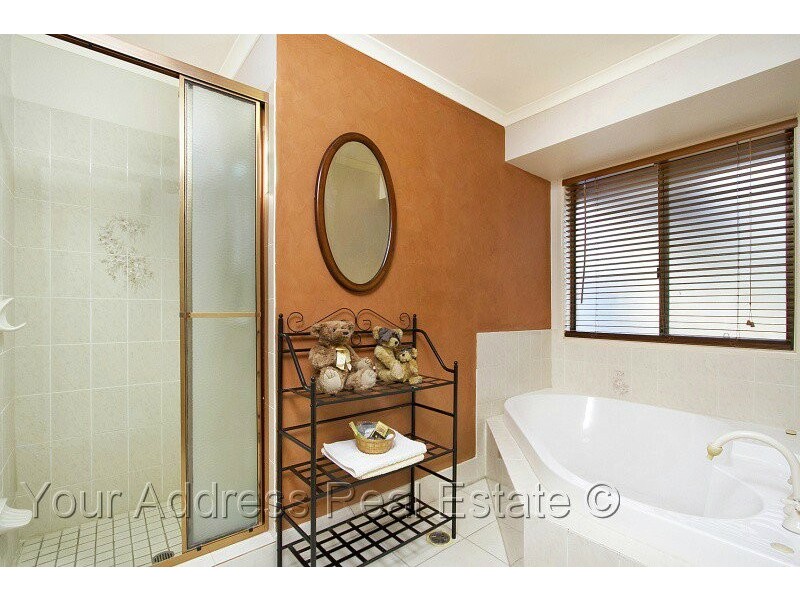 48 Colisa Crescent, Regents Park QLD 4118