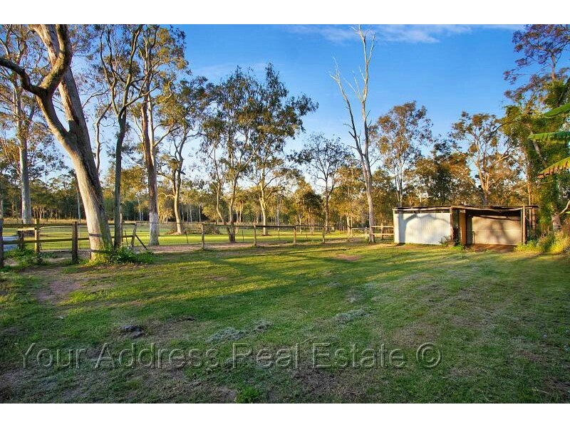 56 Smith Road, Park Ridge South QLD 4125