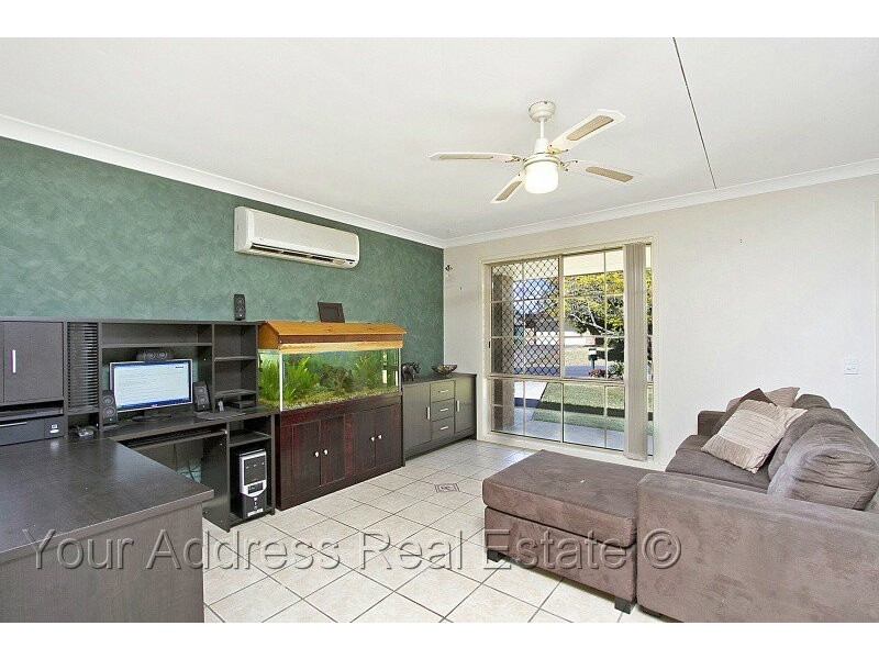 50 Regency Drive, Regents Park QLD 4118