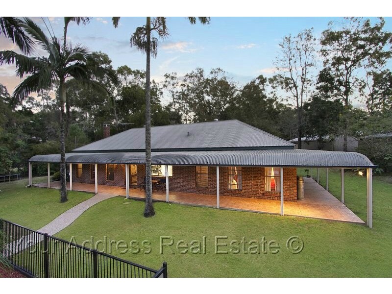 121 Crest Road, Greenbank QLD 4124