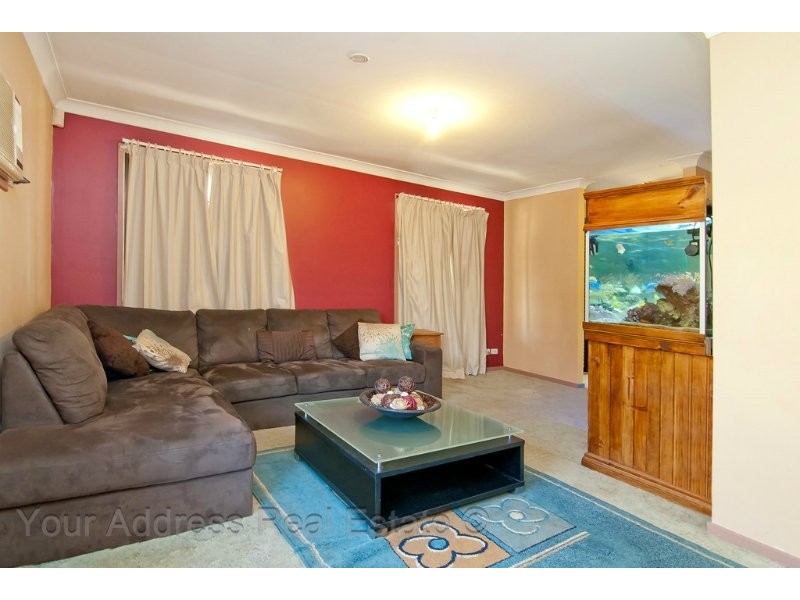 5 Regency Drive, Regents Park QLD 4118
