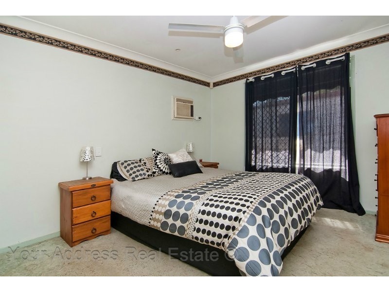 5 Regency Drive, Regents Park QLD 4118