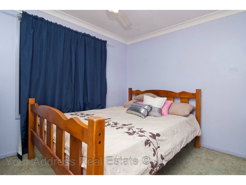 5 Regency Drive, Regents Park QLD 4118