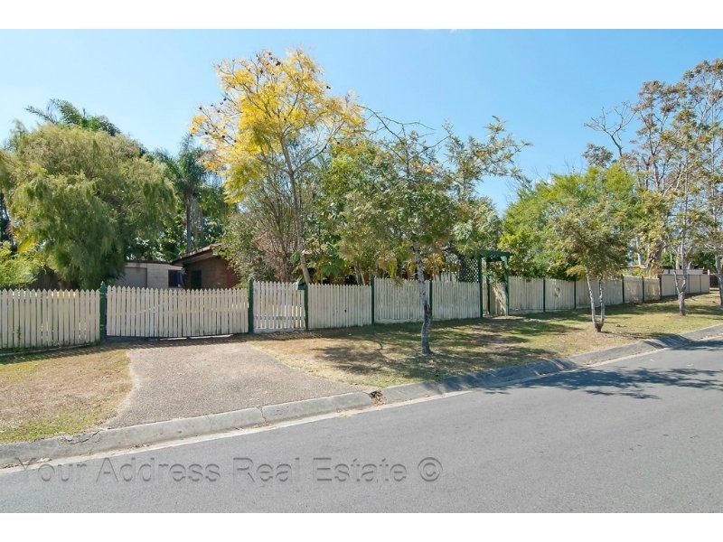 5 Regency Drive, Regents Park QLD 4118