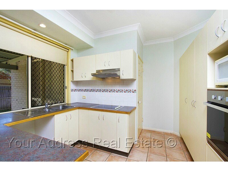 140 Lamberth Road, Regents Park QLD 4118