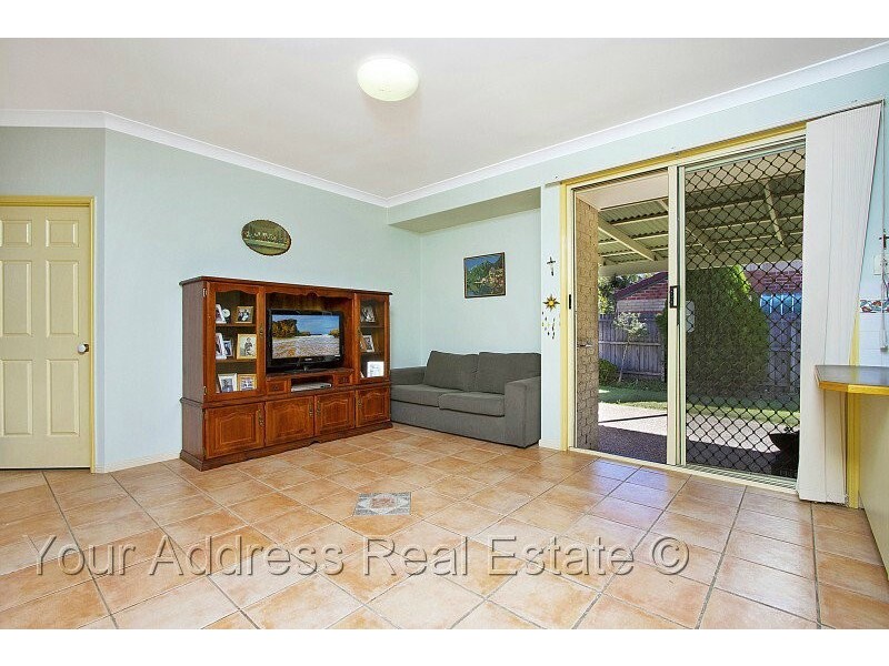 140 Lamberth Road, Regents Park QLD 4118