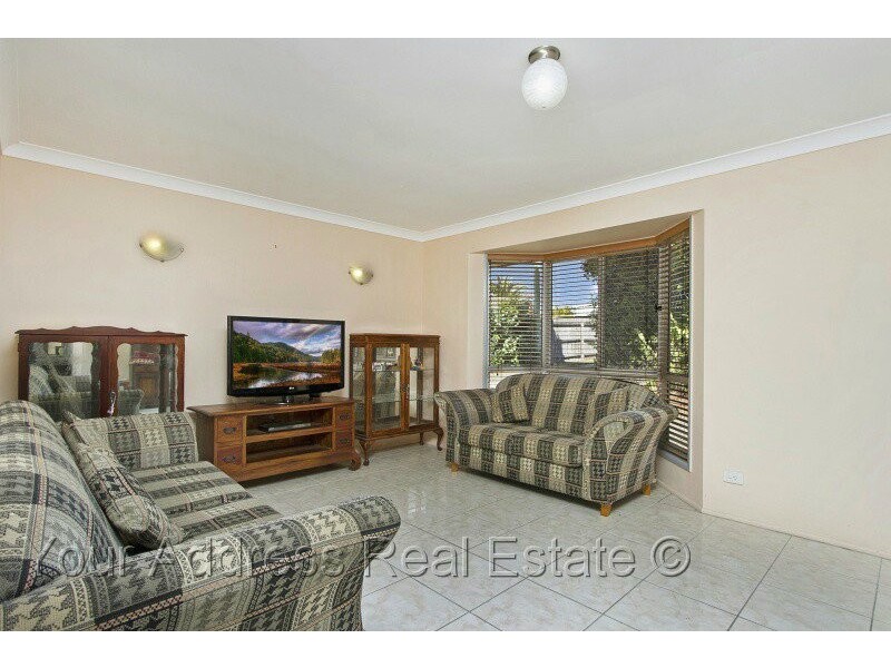 9 Parkside Drive, Crestmead QLD 4132