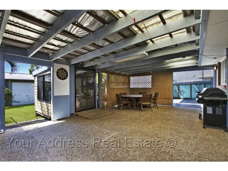 9 Parkside Drive, Crestmead QLD 4132