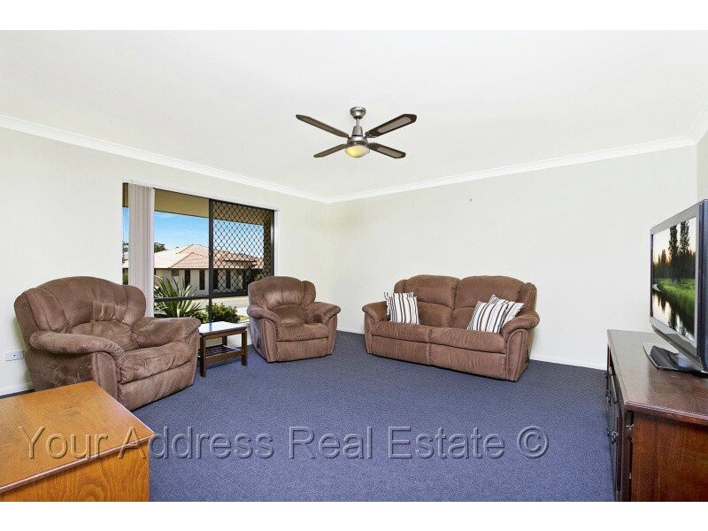 8 Fordham Court, Regents Park QLD 4118