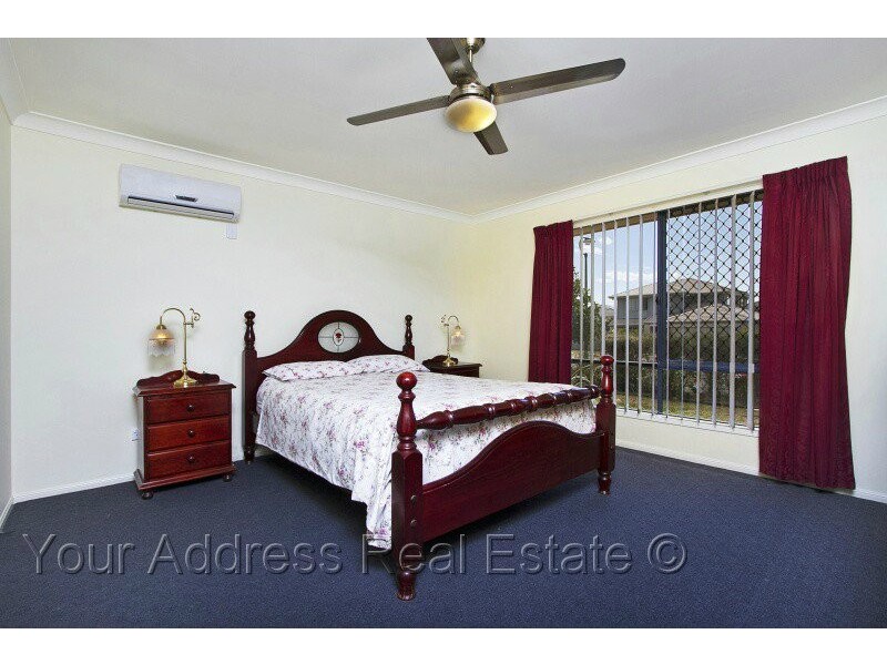 8 Fordham Court, Regents Park QLD 4118