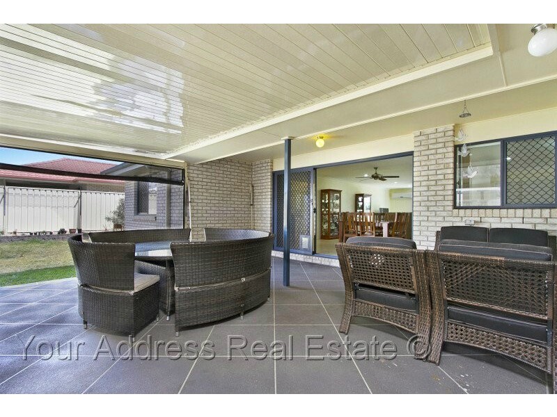 8 Fordham Court, Regents Park QLD 4118