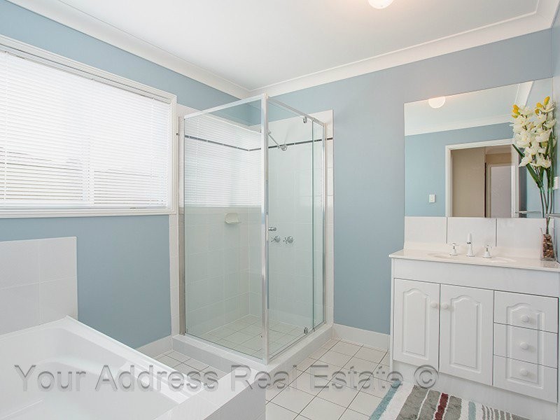 15 Comley Court, Boronia Heights QLD 4124