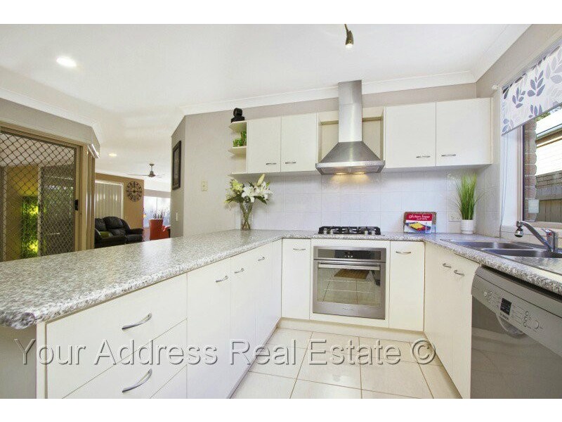 73 Mulgrave Crescent, Forest Lake QLD 4078