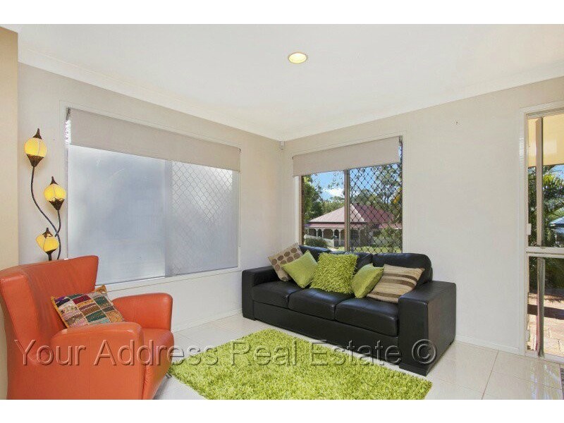 73 Mulgrave Crescent, Forest Lake QLD 4078