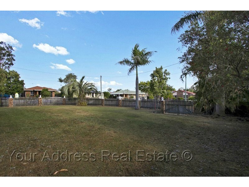 13 Westwood Drive, Hillcrest QLD 4118