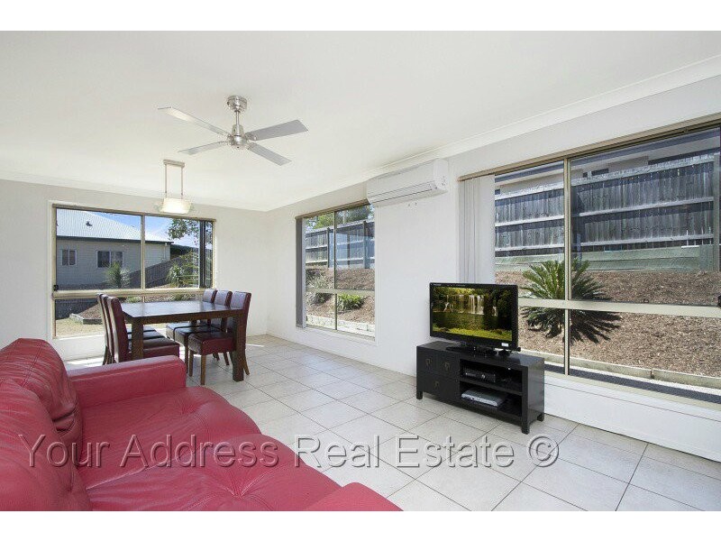 61 Highlands Terrace, Springfield Lakes QLD 4300