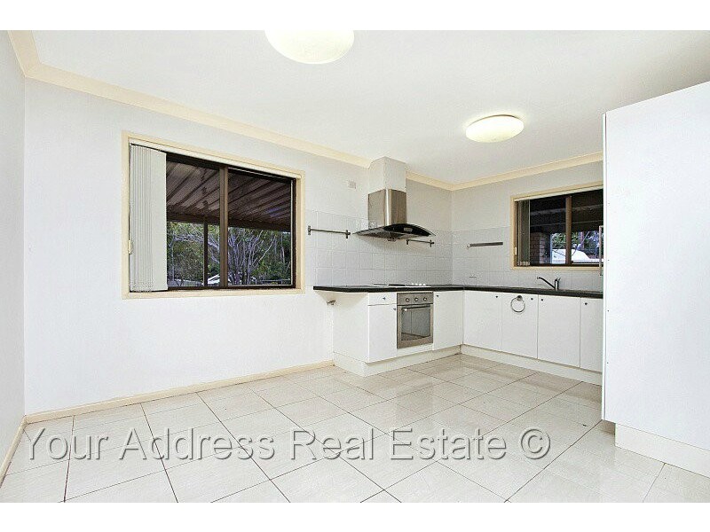 10 Dornock Drive, Boronia Heights QLD 4124