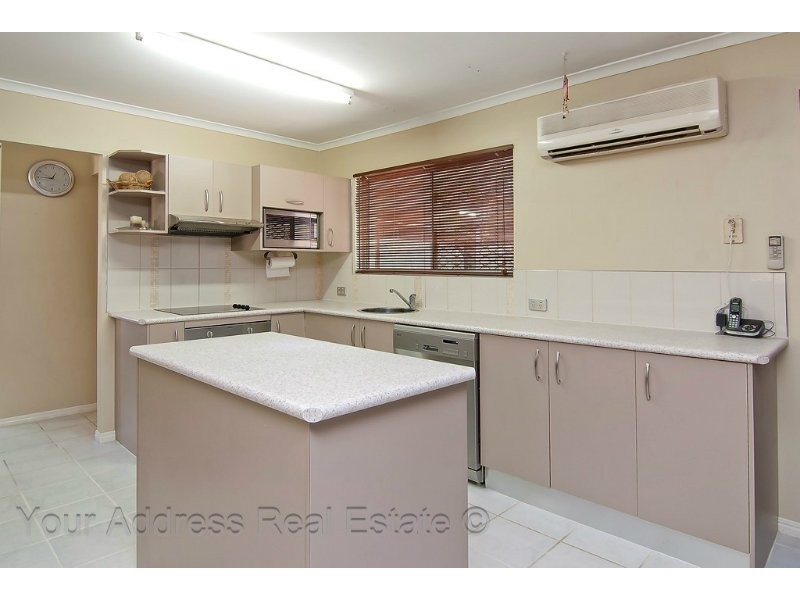 14 Hickory Street, Marsden QLD 4132