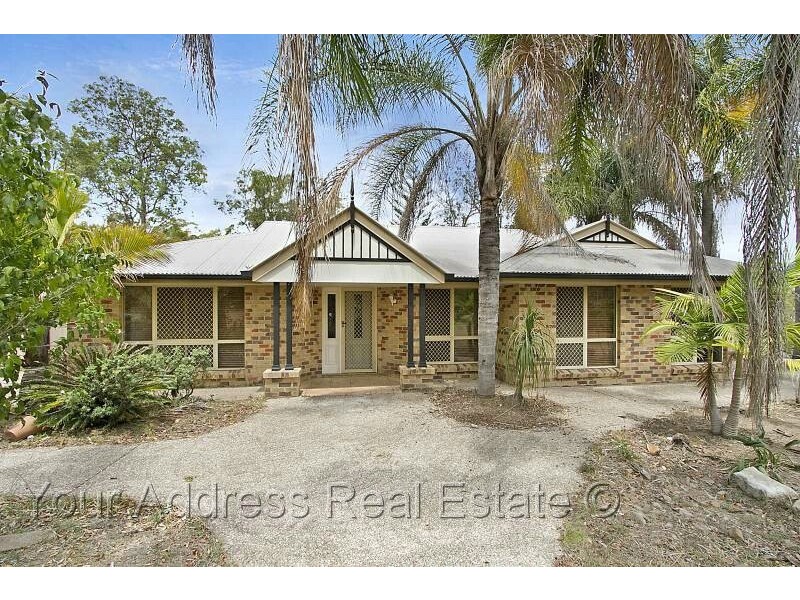 74 Thylungra Road, Park Ridge South QLD 4125