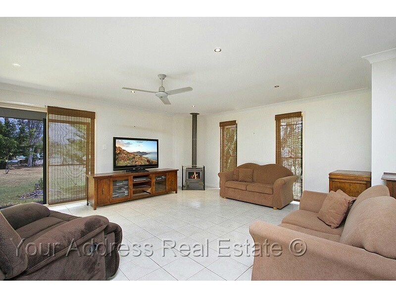 74 Thylungra Road, Park Ridge South QLD 4125