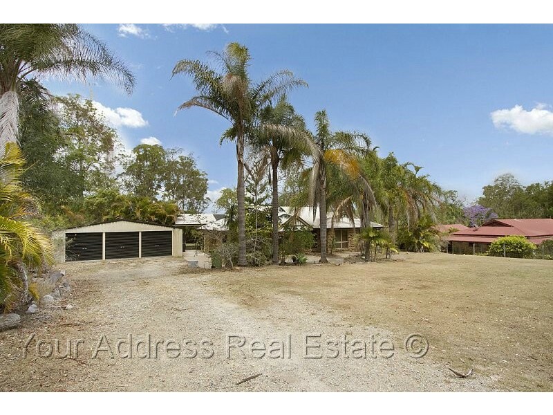 74 Thylungra Road, Park Ridge South QLD 4125