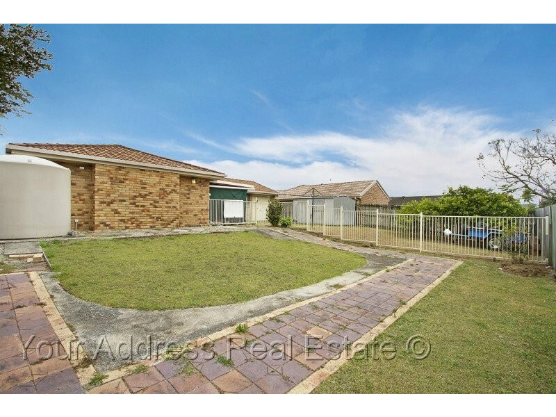 17 Geaney Boulevard, Crestmead QLD 4132
