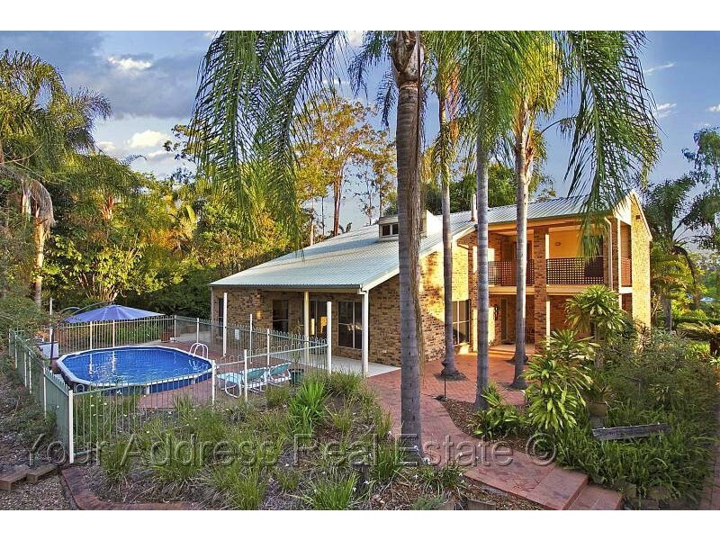 33 Kensington Drive, Munruben QLD 4125