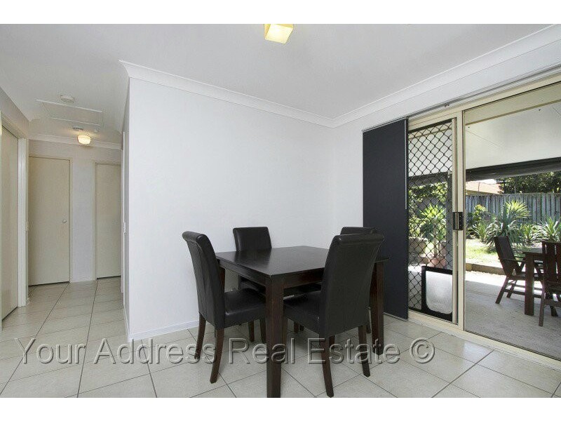 7 Ibrox Court, Regents Park QLD 4118