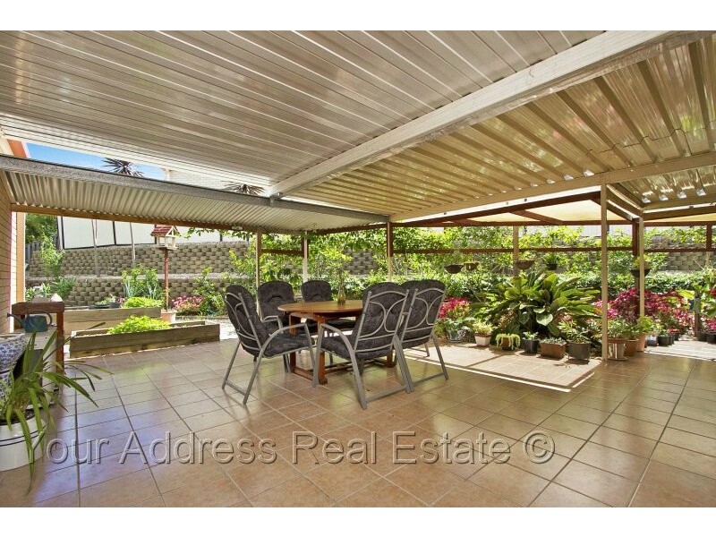 17 Hedera Street, Regents Park QLD 4118