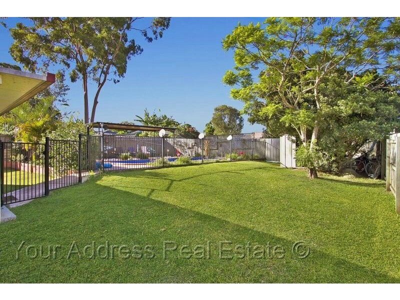 15 Whiteman Street, Crestmead QLD 4132