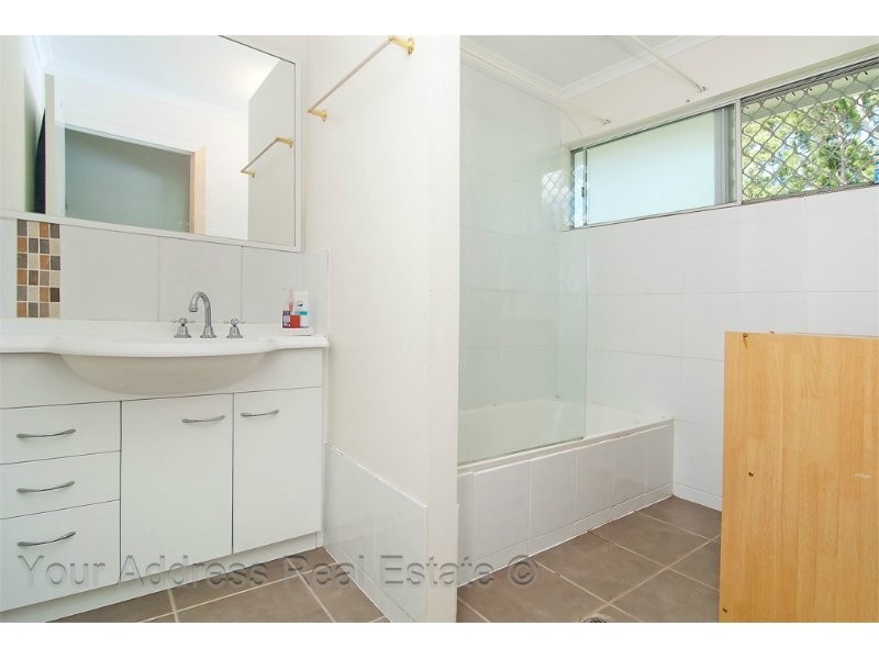 81 Station Road, Bethania QLD 4205