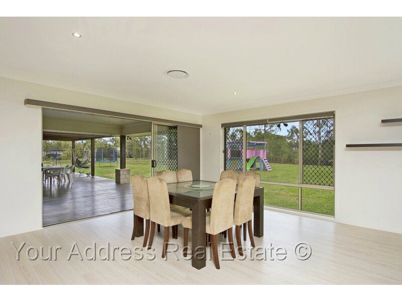 201 Spinebill Drive, Greenbank QLD 4124