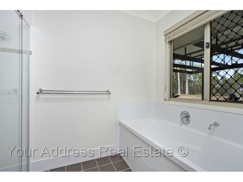 201 Spinebill Drive, Greenbank QLD 4124