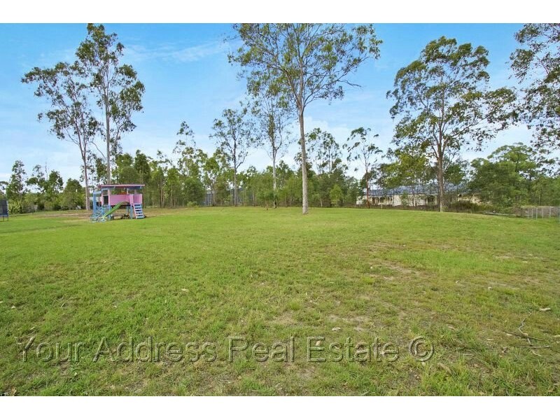 201 Spinebill Drive, Greenbank QLD 4124