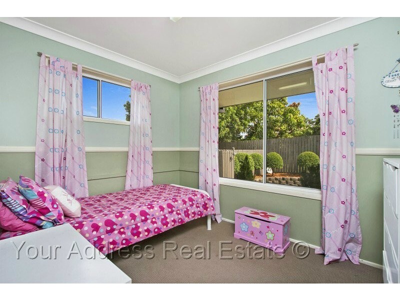 17 Itea Court, Regents Park QLD 4118