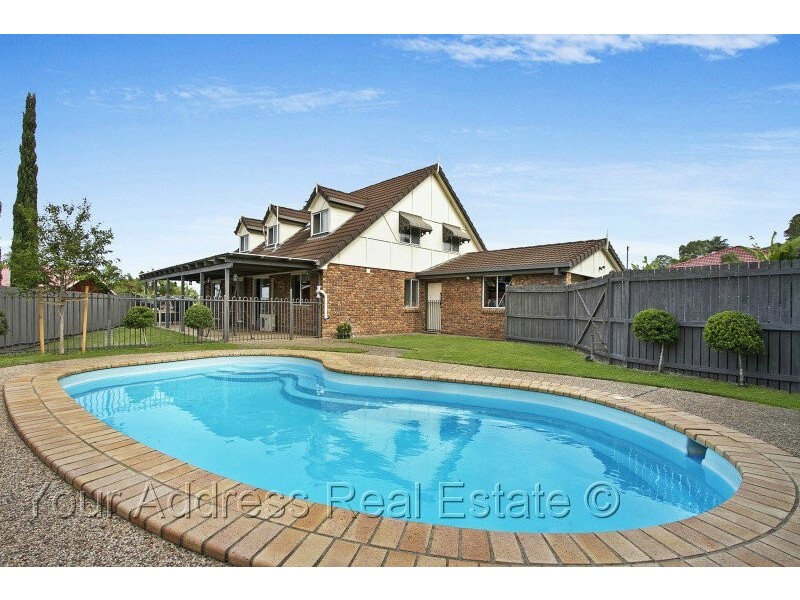 17 Itea Court, Regents Park QLD 4118