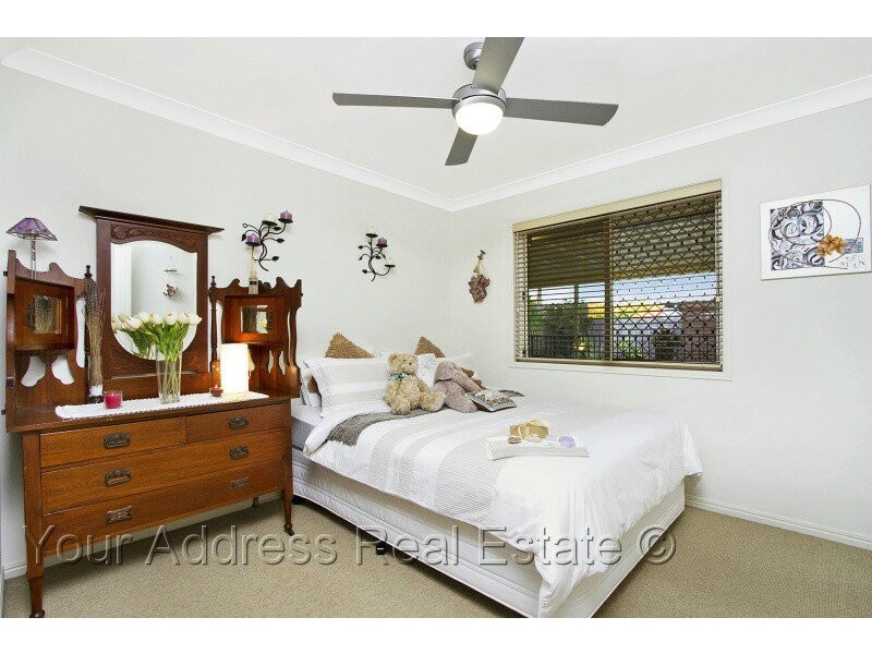 97 Greenways Esplanade, Parkinson QLD 4115