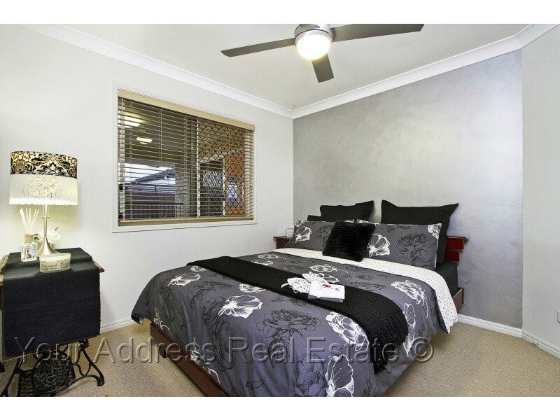 97 Greenways Esplanade, Parkinson QLD 4115