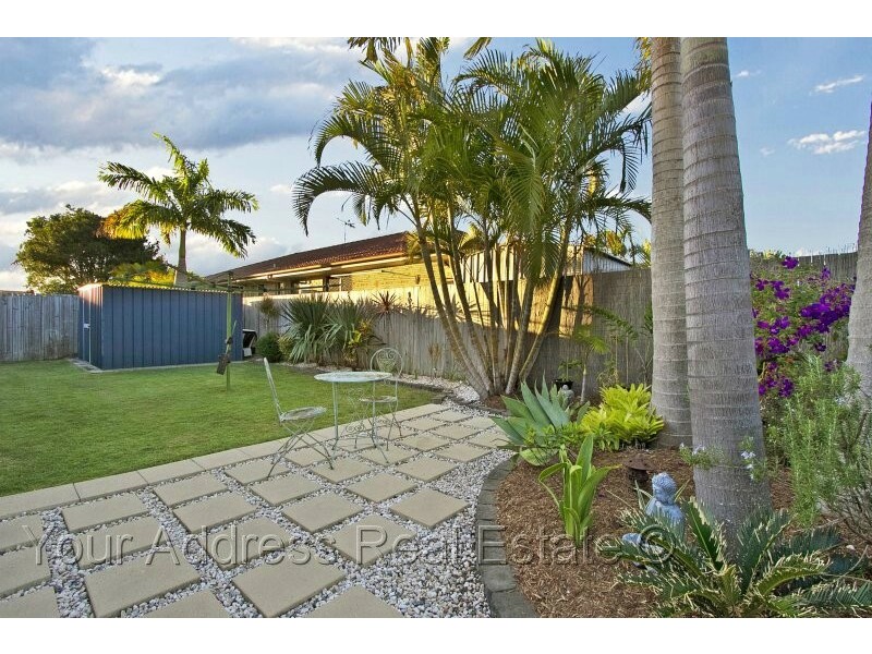 97 Greenways Esplanade, Parkinson QLD 4115