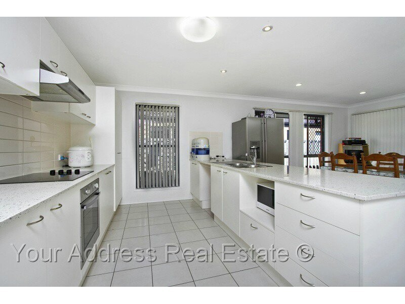 17 Cedarwood Street, Berrinba QLD 4117