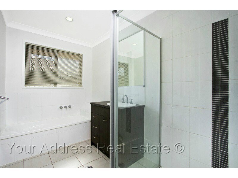 17 Cedarwood Street, Berrinba QLD 4117