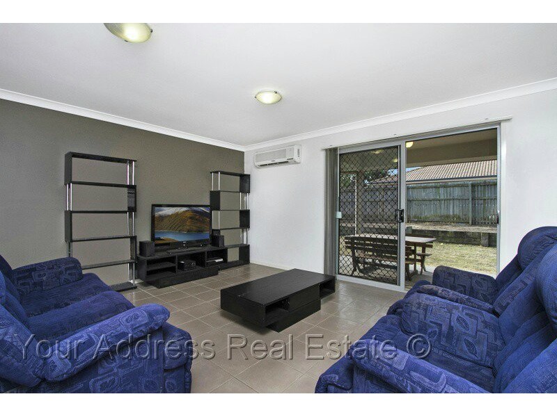 12 Sunrise Crescent, Regents Park QLD 4118