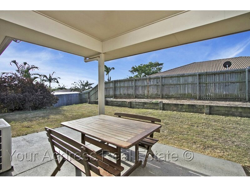 12 Sunrise Crescent, Regents Park QLD 4118